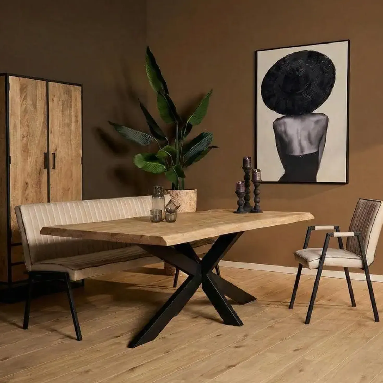 Alaska Boomstamtafel Mangohout 220cm