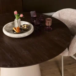 Eettafel Martin rond Walnoot Zand Dichte poot 150cm
