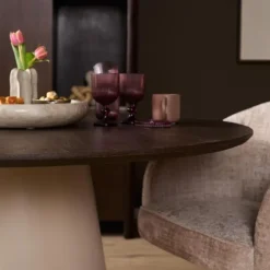 Eettafel Martin rond Walnoot Zand Dichte poot 150cm