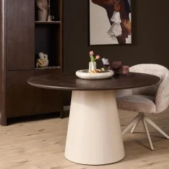 Eettafel Martin rond Walnoot Zand Dichte poot 150cm
