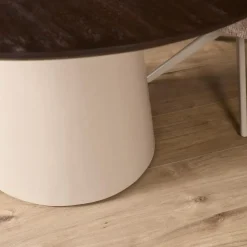 Eettafel Martin rond Walnoot Zand Dichte poot 150cm