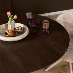 Eettafel Martin rond Walnoot Zand poot 130cm