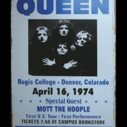 Queen Regis Collage - metalen bord